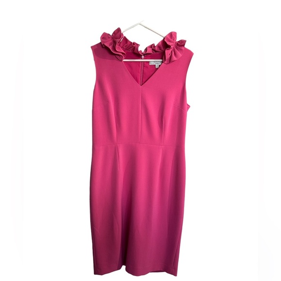 Kasper Dresses & Skirts - Kasper ruffled collar dress